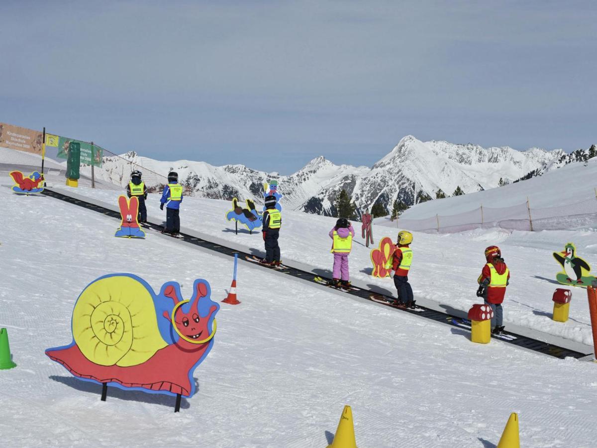 Quiet Holiday Flat Near The Mayrhofen Ski Area Schwendau Εξωτερικό φωτογραφία