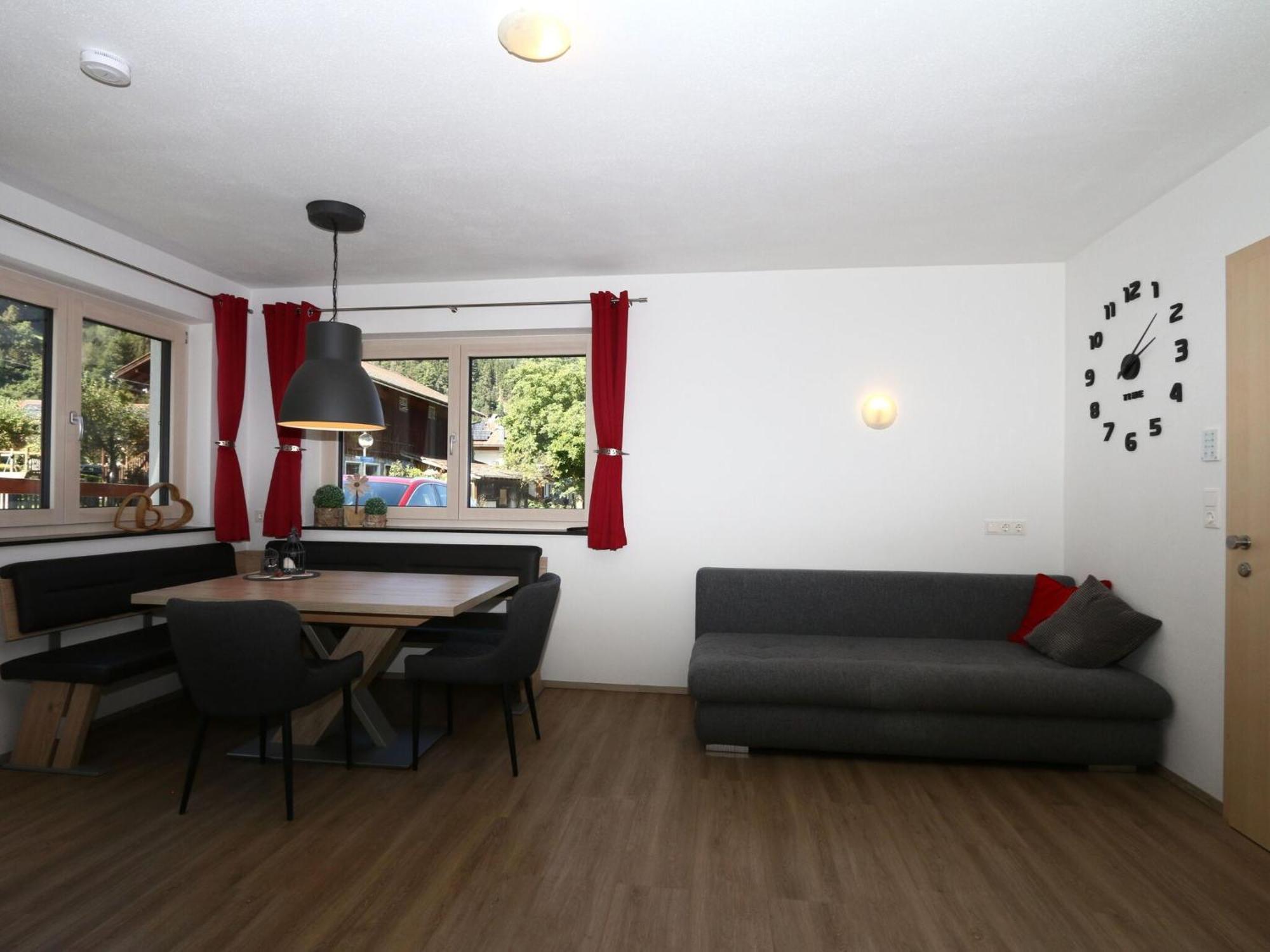 Quiet Holiday Flat Near The Mayrhofen Ski Area Schwendau Εξωτερικό φωτογραφία